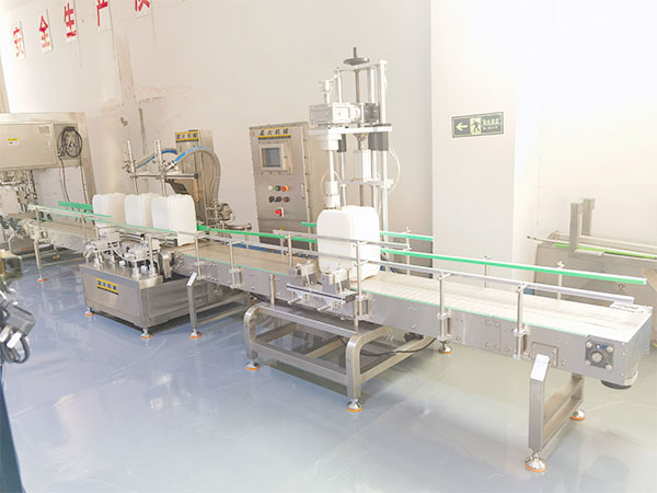 大型全自动称重灌装机