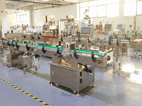 十二头定量液体灌装机